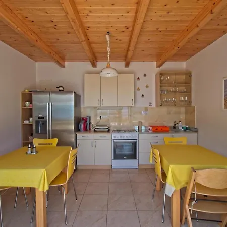 Sea View Guesthouse Opara-2
